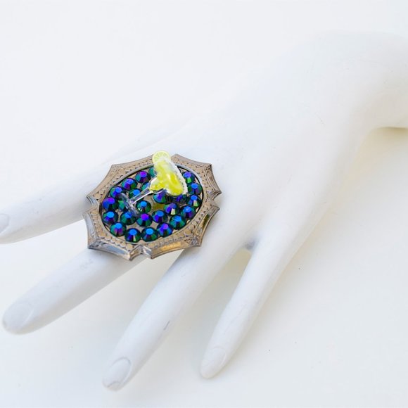 MARGARITA PEACOCK SWAROVSKI RHINESTONE RING - Picture 2 of 4